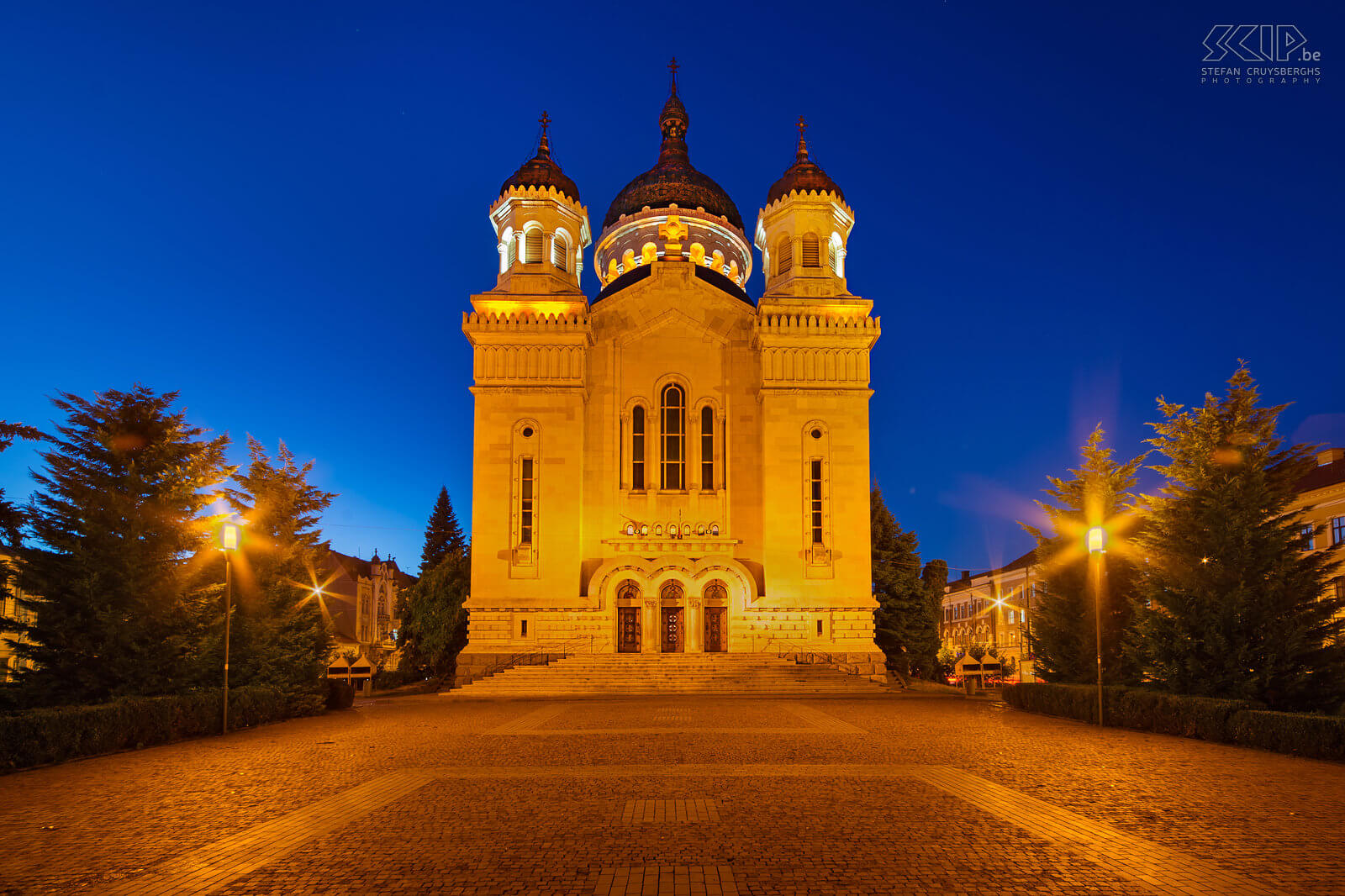 Cluj-Napoca - Orthodox church The Dormition of the Theotokos Cathedral (Romanian: Catedrala Adormirea Maicii Domnului) is the most famous Romanian Orthodox church of Cluj-Napoca. It was built between 1923 and 1933. Stefan Cruysberghs